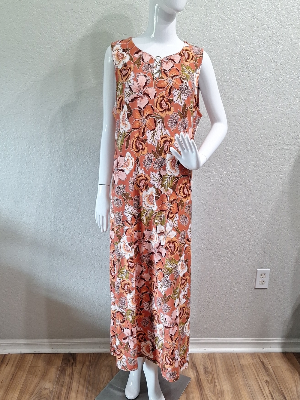 Chelsea Taylor Maxi Dress